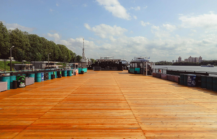 Теплоход Рио 1 Лофт бот (Loft boat) аренда в Москве – цены на официальном сайте