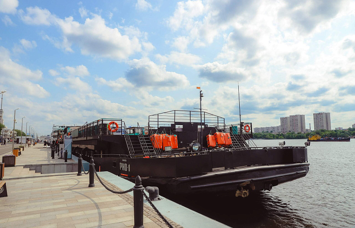 Теплоход Рио 1 Лофт бот (Loft boat) аренда в Москве – цены на официальном сайте